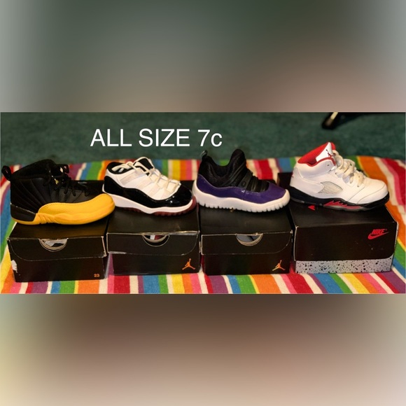 Sneakers - Picture 1 of 1